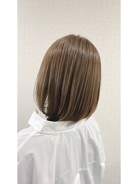 ヘアーズ はれるや(hair's) 20代30代40代オリーブカラーシースルーバングミディアム
