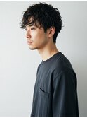 「メンズスタイル」ウェット質感の束感ショート