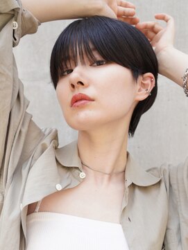 アイドットプラスフェリシア 表参道(i.+FERiCIA.) 20代.30代美髪イメチェン似合わせカットフルバング斜めバング