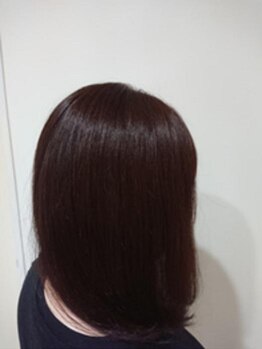 ルームス(rooms)の写真/【四日市】酸性ストレートで髪の広がりを抑え、髪質改善！縮毛矯正では実現できない自然な仕上がりが魅力！