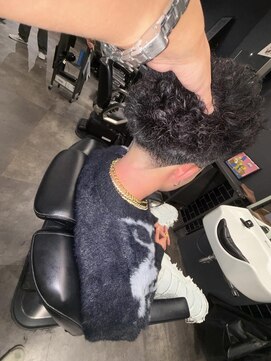 フランクスバーバーリベラルド 横浜(FRANK'S BARBER LIBERALD) MEN'S HAIR /　テーパーフェードR