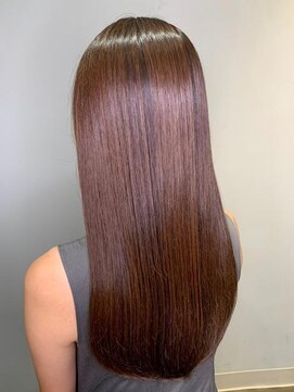 キトリー 立川(kitly) ハイライト（白髪ぼかしハイライト）×ロング