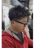 立体束感スパイキーショート