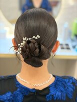 ヘアアレンジメント ボガスティーズ 溝の口店(Hair arrangement Vogusty's)&nbsp;タイトシニヨン/カチモリ/タイトヘア/リボンカチモリ
