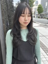 ザ ドッツ(THE DOTS)&nbsp;大人可愛いくびれレイヤー×顔まわりカット