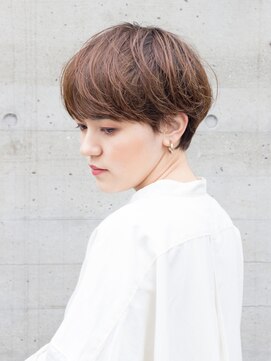 メイクス 表参道(MAKE'S omotesando) 大人可愛い20代30代40代小顔ショートパーマ黒髪ひし形ショート２