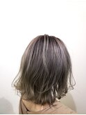 ハイライト×切りっぱなしボブ