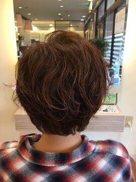 ヴィセ(atelier visse) ゆるふわパーマスタイル