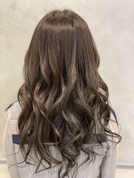 ダリア 立川 立川北口(daLia) 水面斬り