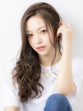 ラビスモア(Lovis moa) 魅力倍増カール/セミディ/シアーカラー/ダークアッシュ/姫カット