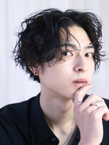 ライラ(Lyla)&nbsp;色香漂う　ウェットハードスパイラルハンサムショート