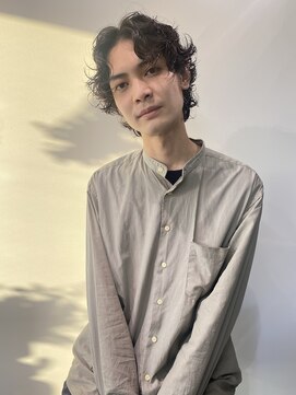 キコエル 三軒茶屋(kikoeru) くせ毛風サイドパート韓国マッシュ