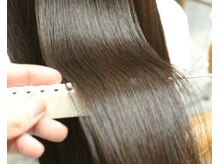 施術するほど扱いやすく、デザインとヘアケアを両立