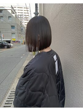 ムジーク(Musiiik) 切りっぱなしボブ