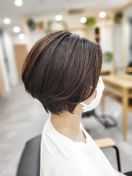 パドゥー(PADOU) ショートボブ