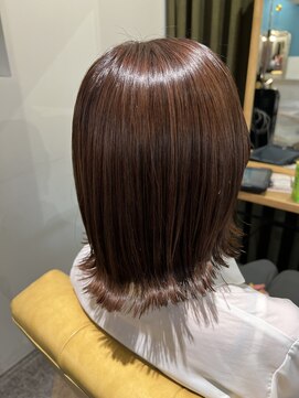 ムーン(moon) #グレージュカラー#シルキーベージュ#斜めバング