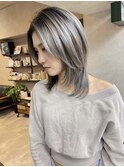 レイヤーカット、バレイヤージュ、ハイライト、グレーベージュ