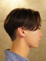 ノーエン(noen)&nbsp;メンズカット/刈り上げ/センターパート/韓国風/眉カット/眉毛