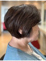 ヘアークリアー 春日部&nbsp;ミセス 首元すっきり ふんわり丸みショートボブ 白髪染め
