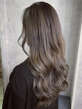 アイリス(AIRIS) バレイヤージュ