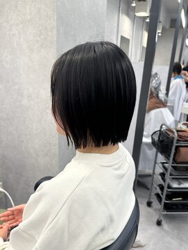 ヘアサロン ドットプラス 町田店(dot. plus) イメチェン/ホワイトブロンド/外ハネボブ/ワイドバング/町田