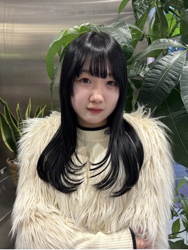 ゼスト 八王子店(ZEST) レイヤーカット/ブラックカラー【伊藤 想】