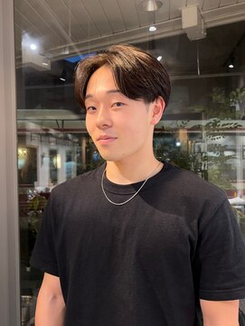 ゼストカロン(ZEST Kalon) 色気を引き出す韓国風センタースタイル！