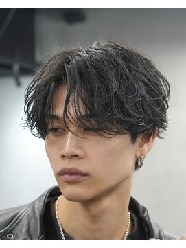 フィフス トウキョウ (fifth TOKYO) 渋谷シャドウパーマメンズカットセンターパートウルフマッシュ