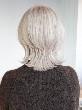 アルバム 渋谷パルコ(ALBUM) ホワイトベージュくびれミディウルフレイヤー韓国ヘア_ba575641