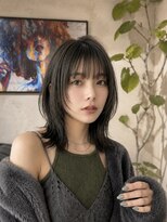ヒルズ(Hills)&nbsp;艶感たっぷりなレイヤー×ハッシュカット