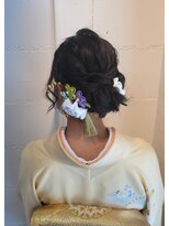 パリスパート2&nbsp;訪問着 ゆるふわ ツイスト シンプル シニヨン ヘアアレンジ