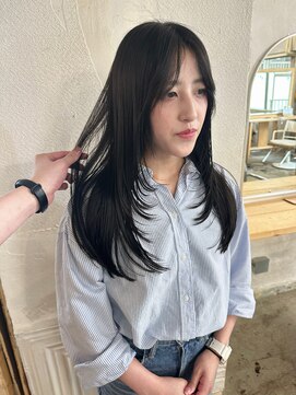 ウィークエンド(WEEKEND) 韓国風レイヤースタイル