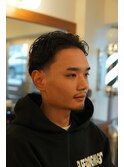 フェード　スキンフェード　サイドパート　バーバー　バズカット