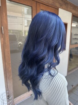 ブレイク 藤枝店(BREK) 大人ブルー/ウェーブミディアム/似合わせカット