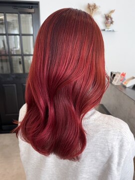 リアンバイアリュール(Lian by Allure) カシスレッドくびれ韓国風巻き