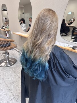 シカ 神戸三宮元町店(Cica) グラデーション ミルクティー ブリーチ ロング 三宮