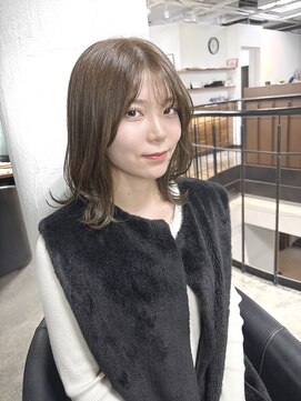 グランデ(GRANDE) くびれレイヤー/オリーブグレージュ/フェイスレイヤー