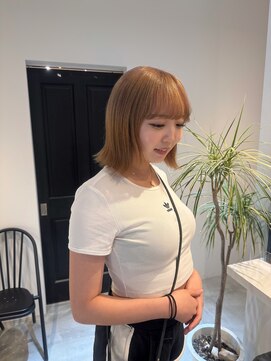 アリーズ シブヤ(ALLYS shibuya) 暗染め履歴から明るめベージュに