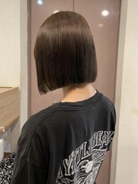 イルフレール(ill frere)&nbsp;ぱつっと　柔らかボブ　ぱっつん　顔まわり　似合わせ　中津