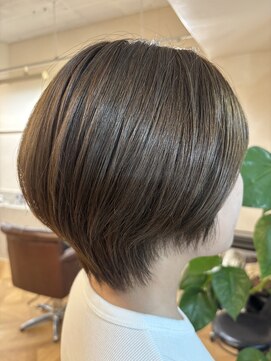 インビテーション(invitation) 大人可愛いショート