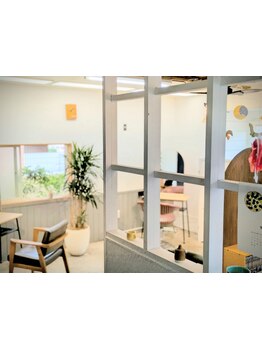 【浦安駅徒歩5分】髪や頭皮のダメージが気になる方に◎上質な空間で大人女性の髪のお悩みに寄り添います＊