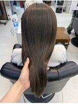 シュウ(shu) グレージュ