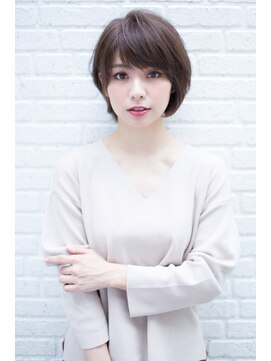 アンヘアー 元町三宮(UNHAIR) shiomi H　大人可愛い小顔ショートボブ