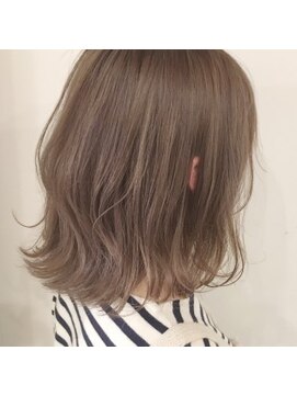 キャンバス バイ ネオリーブ 横浜西口(Canvas by neo.) 大人かわいい 前下がり ワンレン ふわミディ ボブ