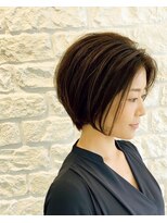 ヘアアプセウス (hair APCEWS) センターパートショートグラ