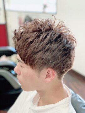 カルムンド バイ トコヘイ(CALMUNDO by TOKOHEI) 【ナチュラルブラウン×マッシュショート】