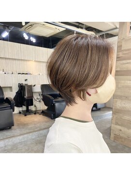 アネラ(Anela) くびれショート