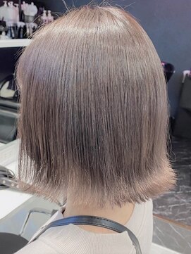 ジオ 国分寺(the O's) 斜めバング/シルキーベージュ/ブラントカット[国分寺駅]