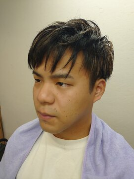 ヘアーカットデザインサロン スマッシュ 田町店(Hair cut design salon Smash) 束感マッシュ ショート ツーブロック フェード ビジネススタイル