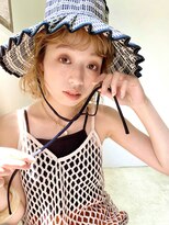 アム(amu) ハイトーンベージュ×ウェーブボブ